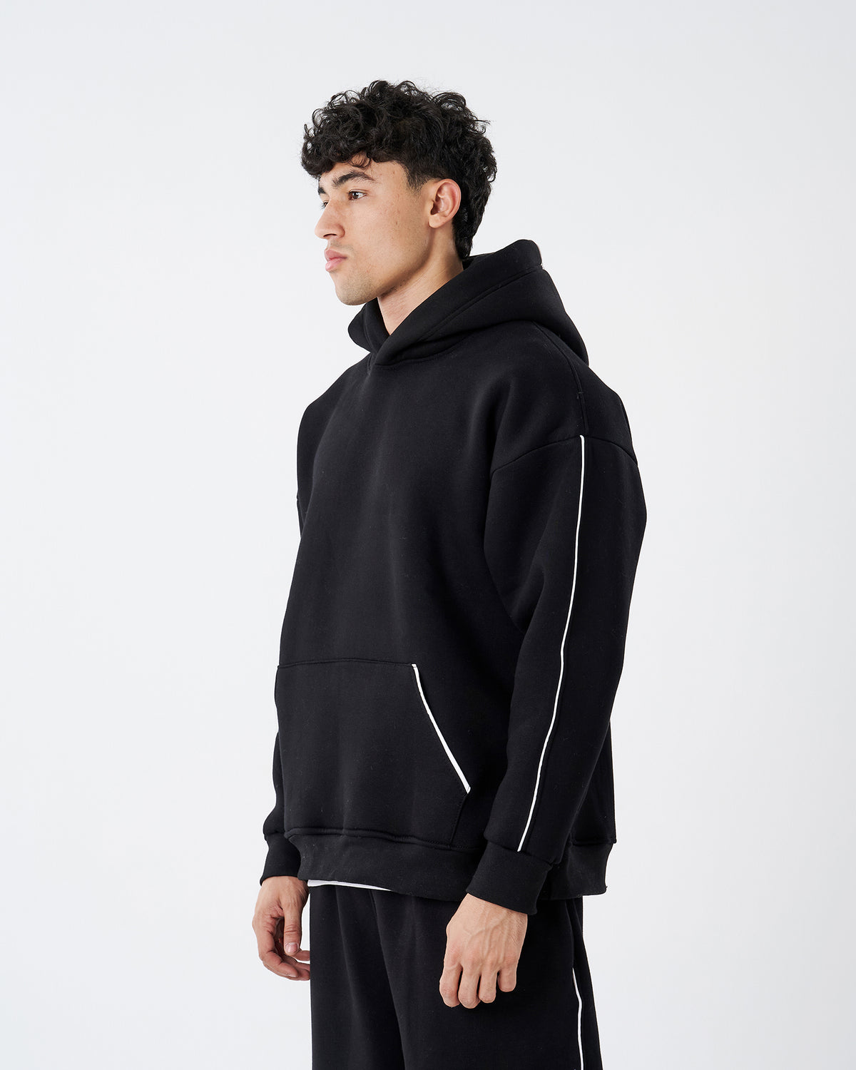 BLACK HOODIE SINGLE STRIPE SWEATSHIRT