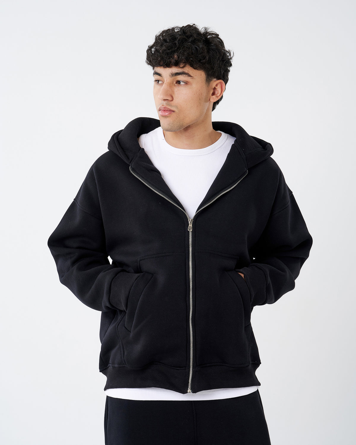 BLACK FULL ZIPPER HOODIE SWEATSHIRT