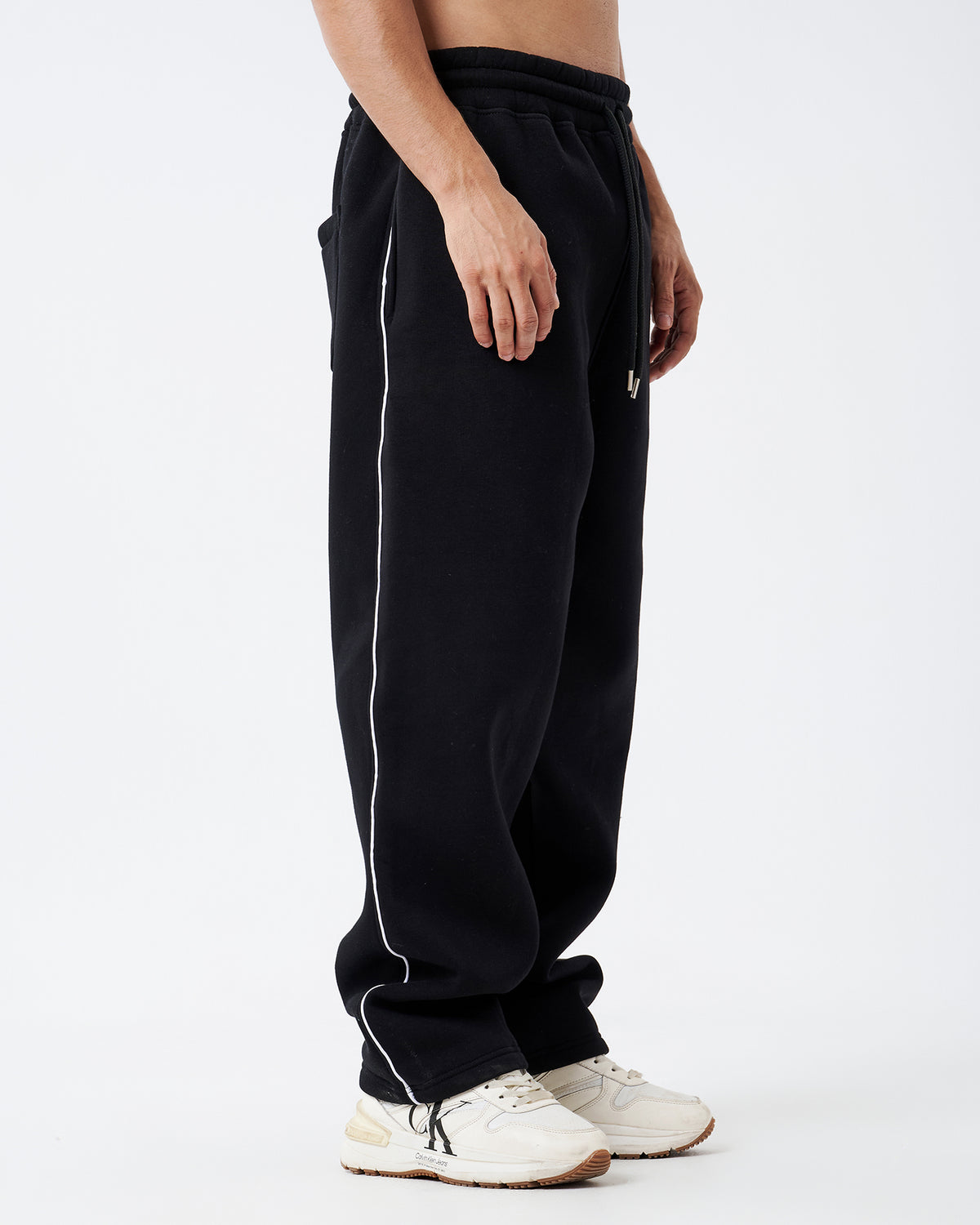 Black single Stripe Straight Sweatpants