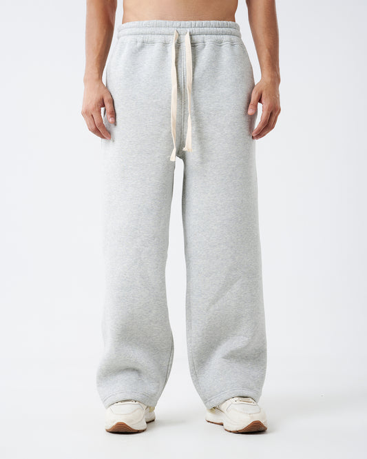 gray bagy sweatpants