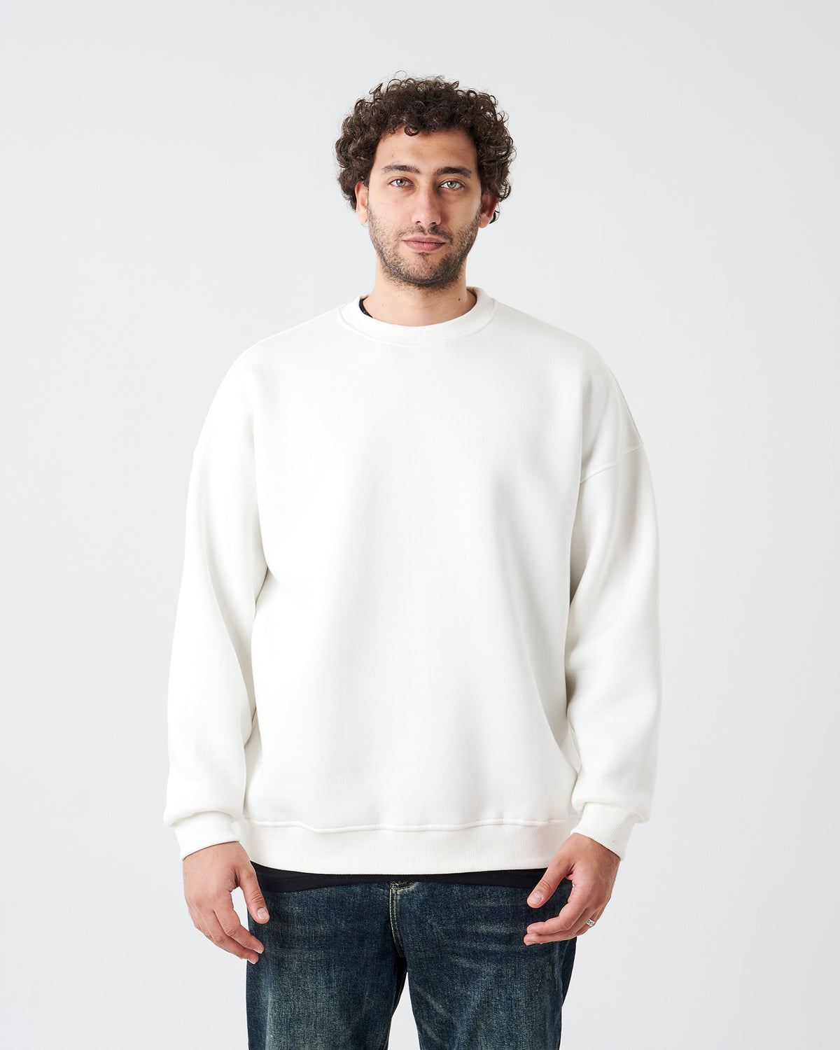 White Round Sweatshirt