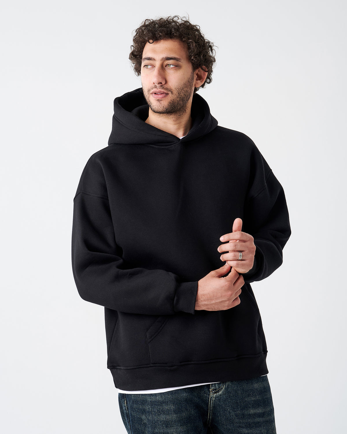 BLACK HOODIE SWEATSHIRT