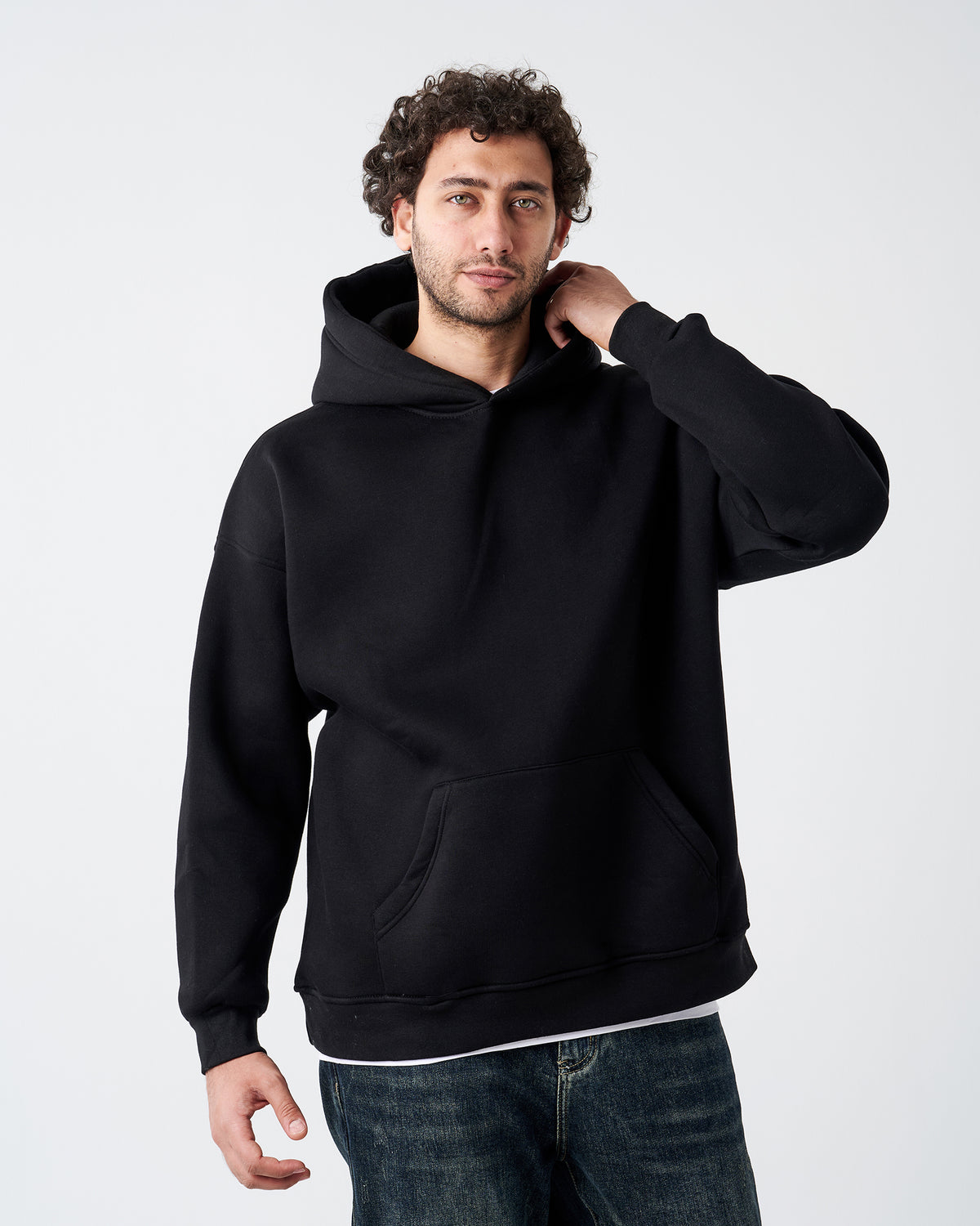 BLACK HOODIE SWEATSHIRT