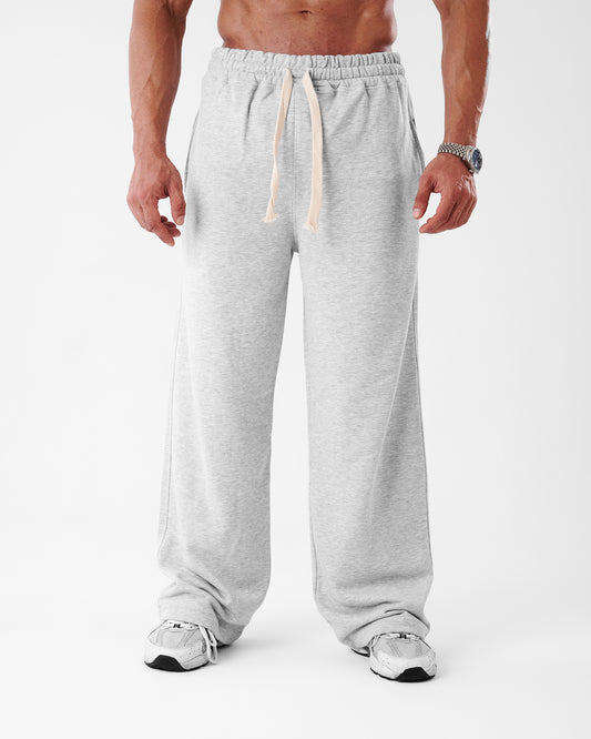 gray bagy sweatpants
