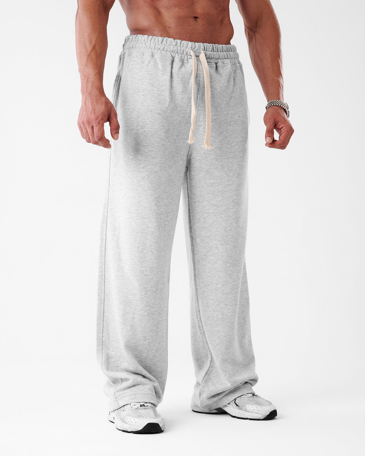 gray bagy sweatpants