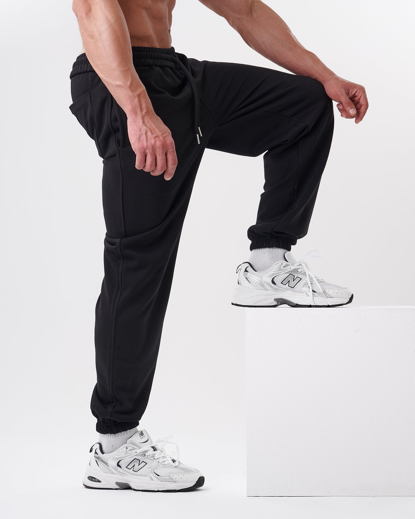 Black Regular Sweatpant