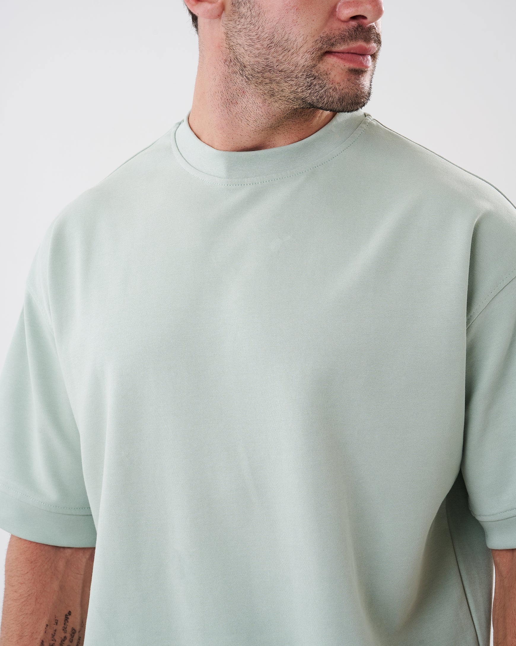 MINT GREEN T-SHIRT OVERSIZED