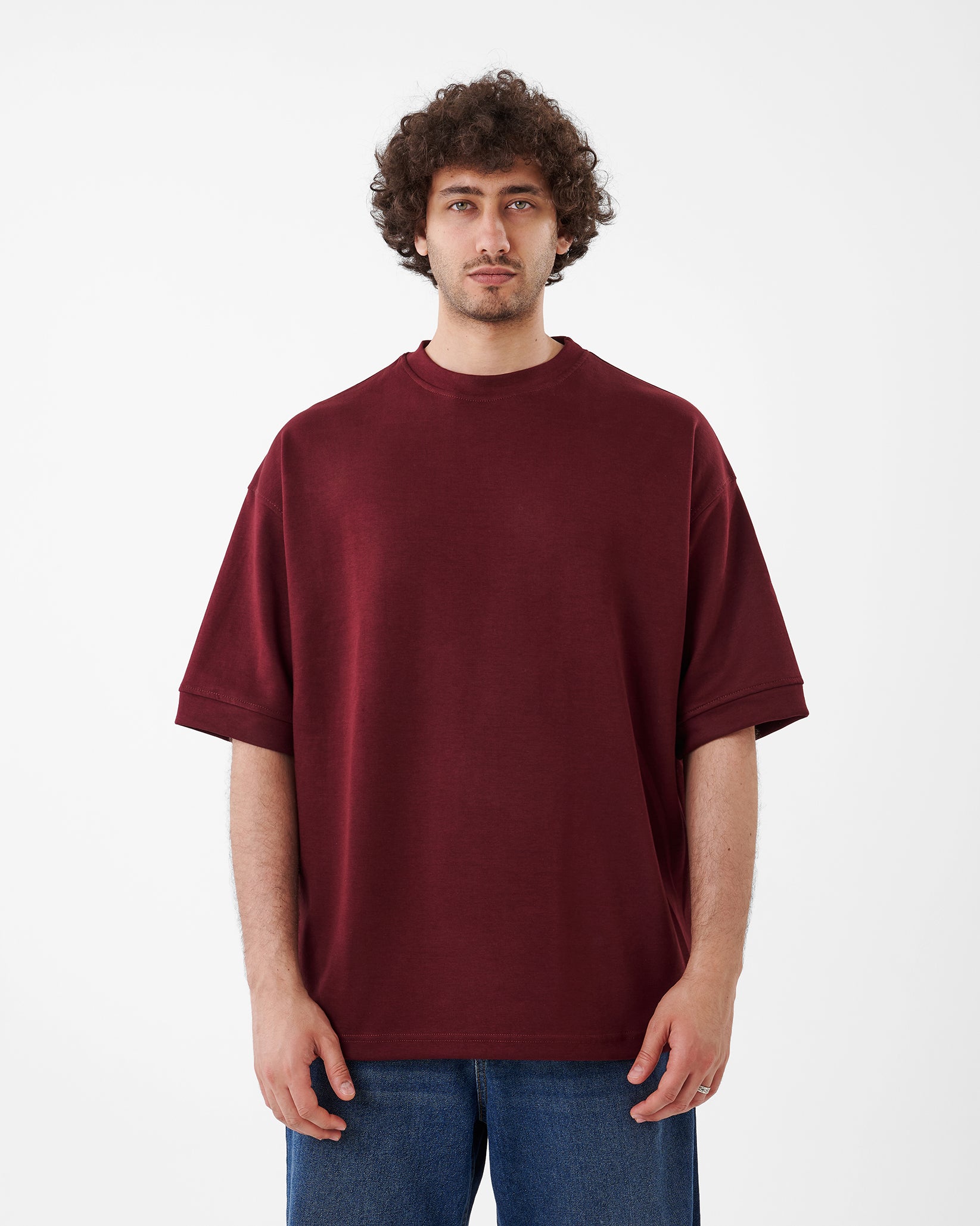 BURGUNDY T-SHIRT OVERSIZED