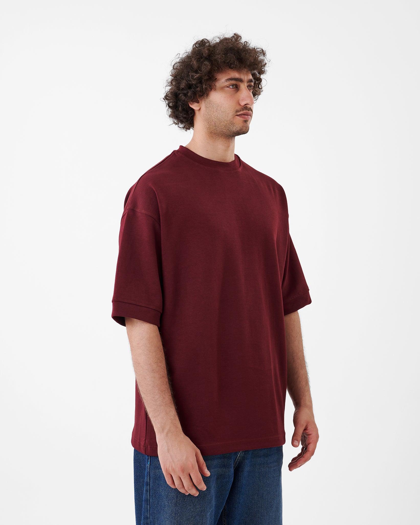 BURGUNDY T-SHIRT OVERSIZED