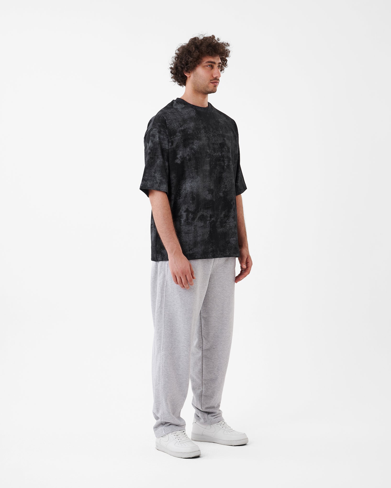 TIE-DYE BLACK T-SHIRT OVERSIZED