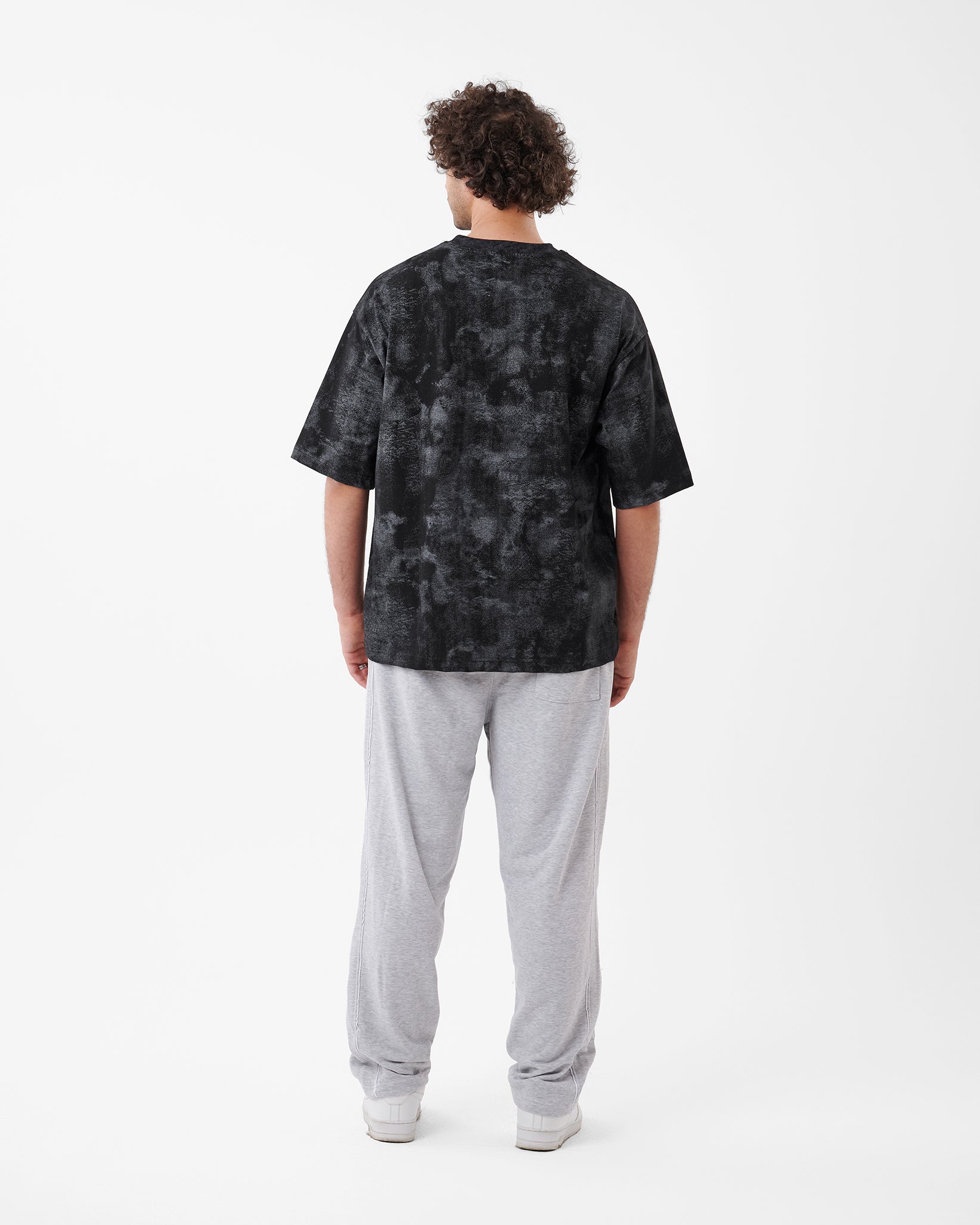 TIE-DYE BLACK T-SHIRT OVERSIZED
