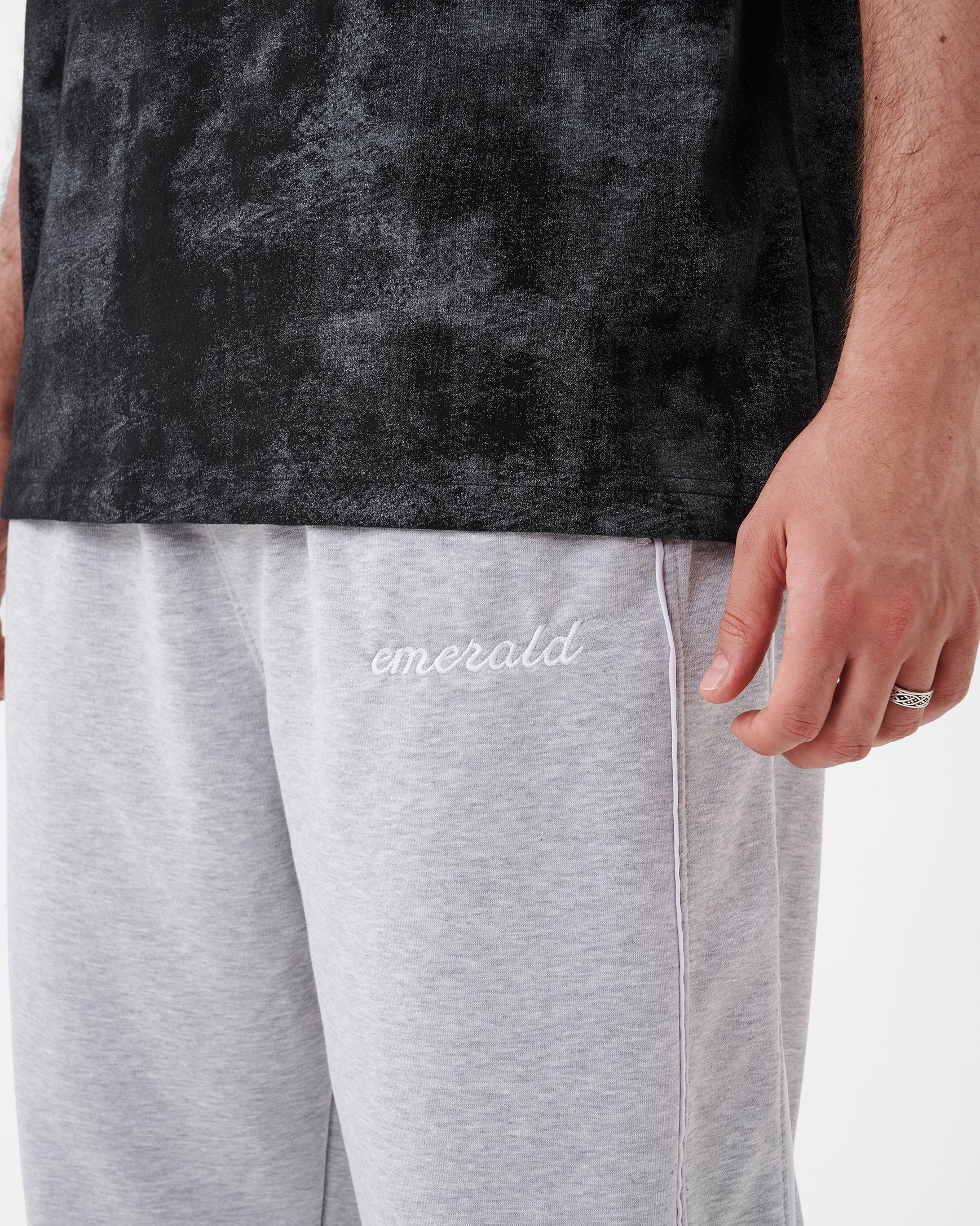 TIE-DYE BLACK T-SHIRT OVERSIZED