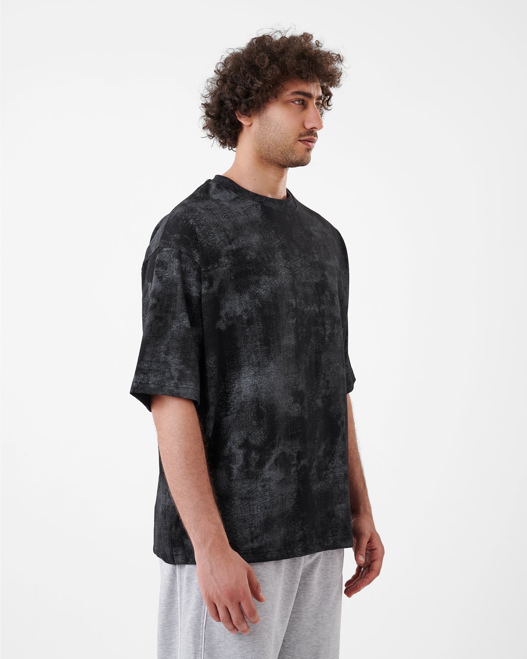 TIE-DYE BLACK T-SHIRT OVERSIZED
