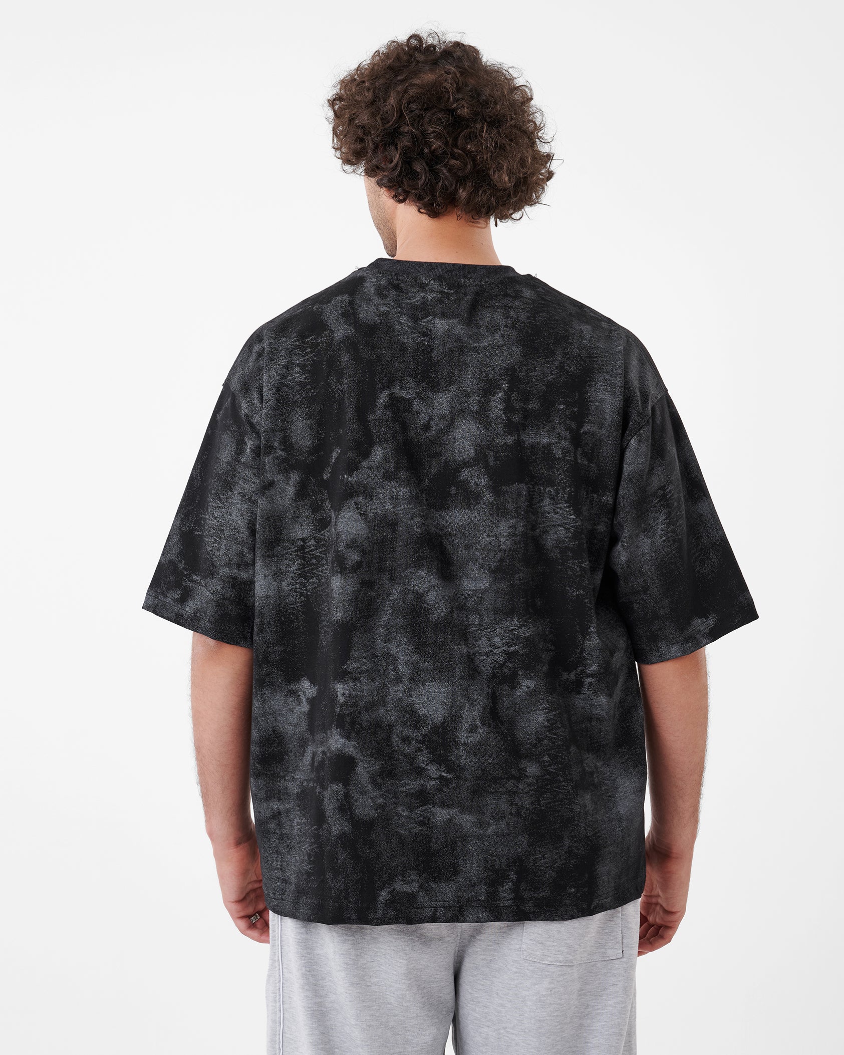 TIE-DYE BLACK T-SHIRT OVERSIZED