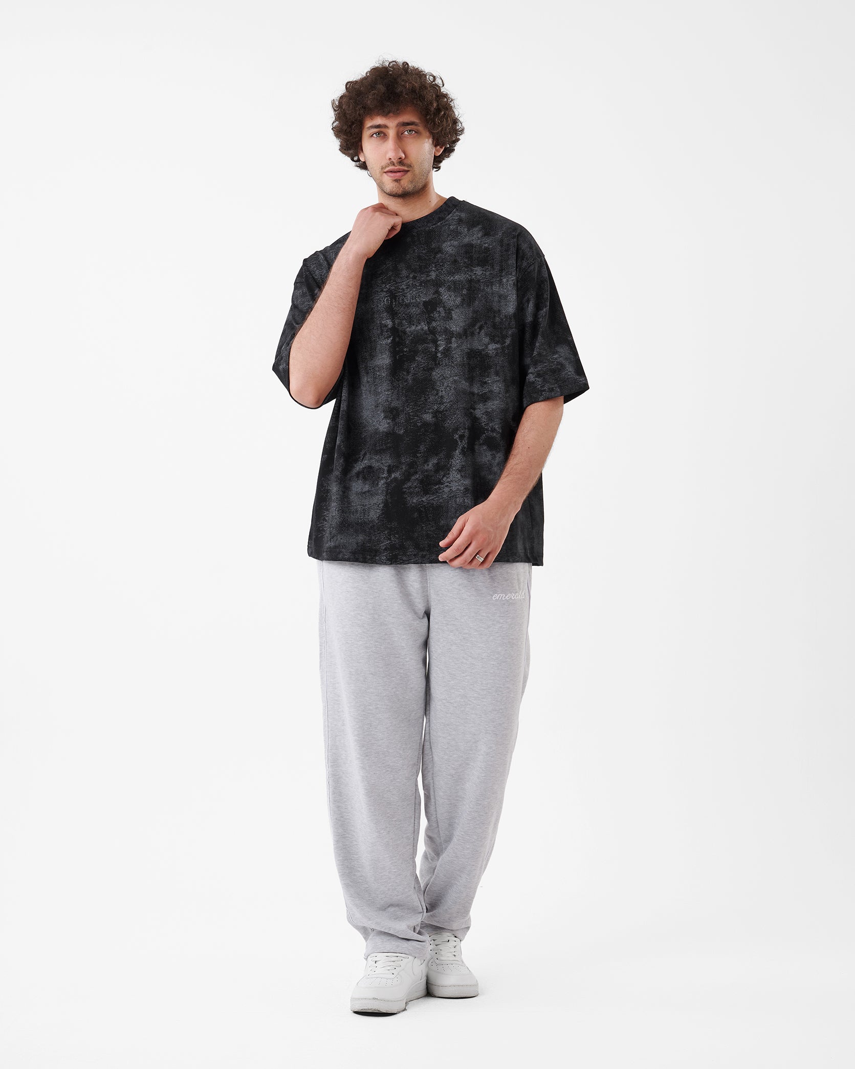 TIE-DYE BLACK T-SHIRT OVERSIZED