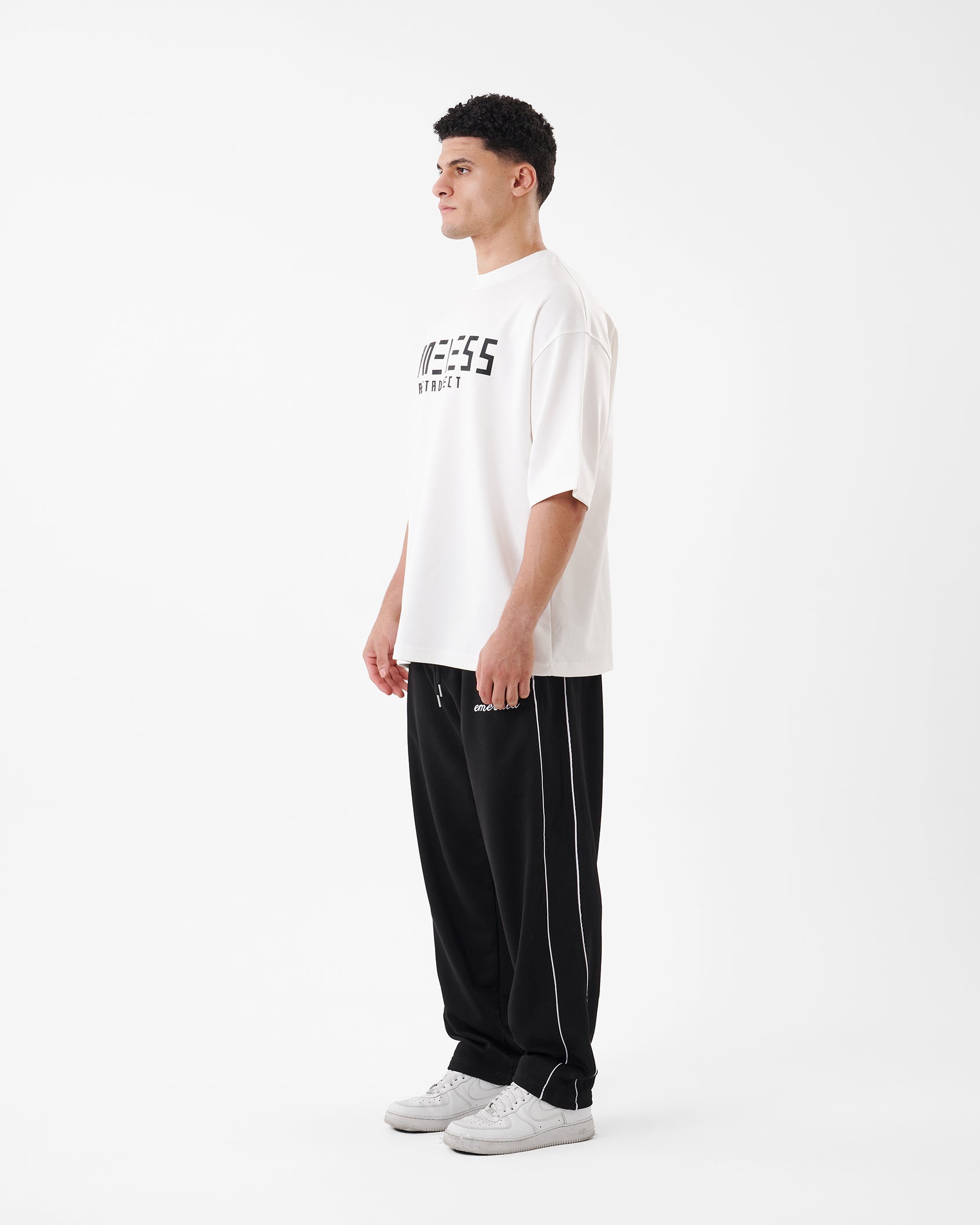 WHITE PRINTED BONELESS T-SHIRT OVERSIZED