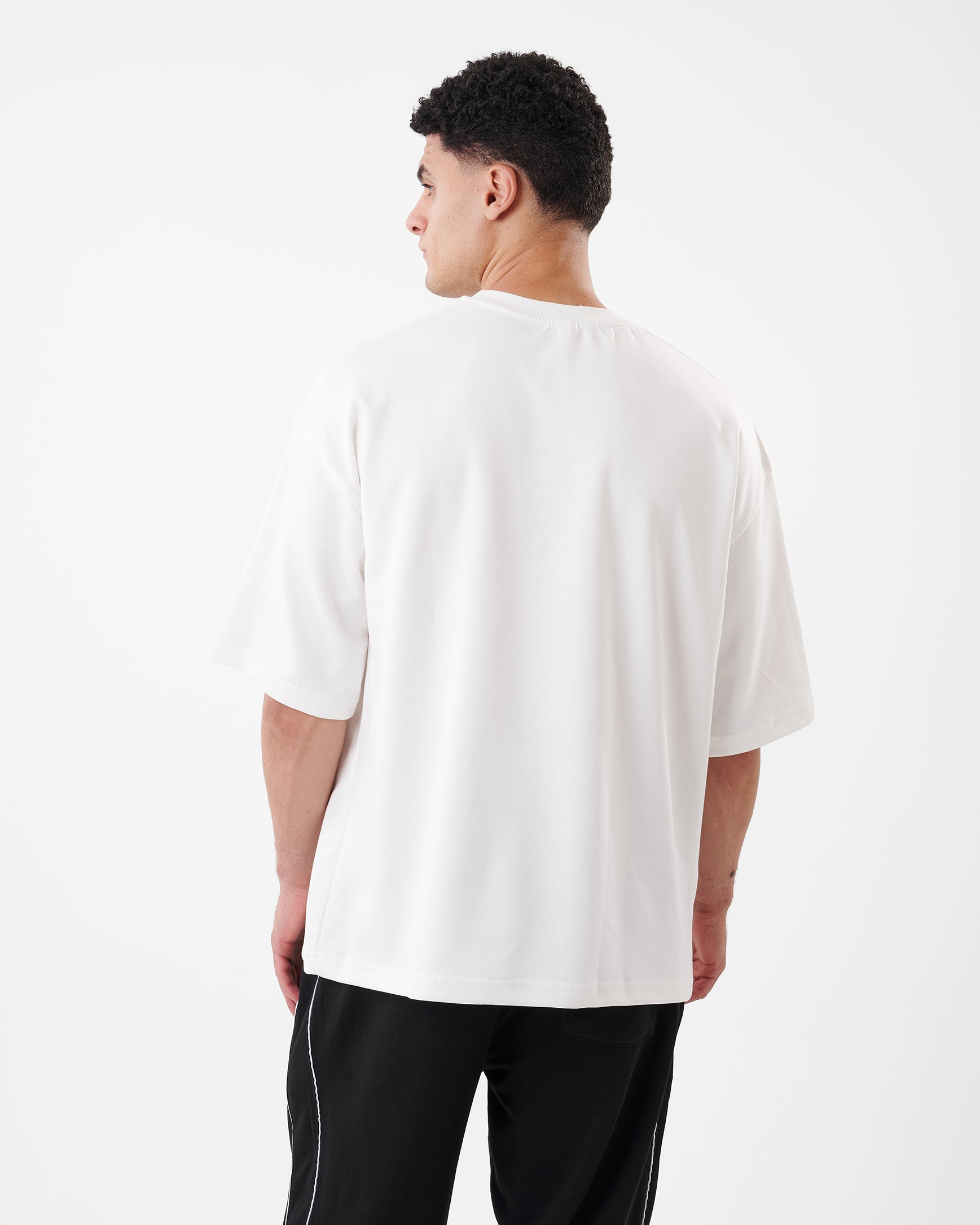 WHITE PRINTED BONELESS T-SHIRT OVERSIZED