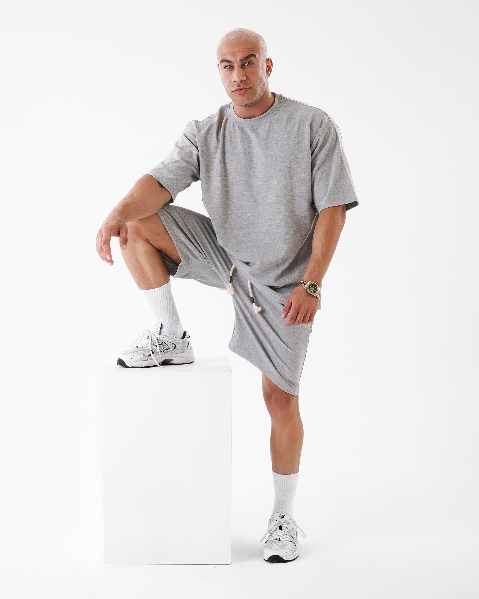 GRAY SET