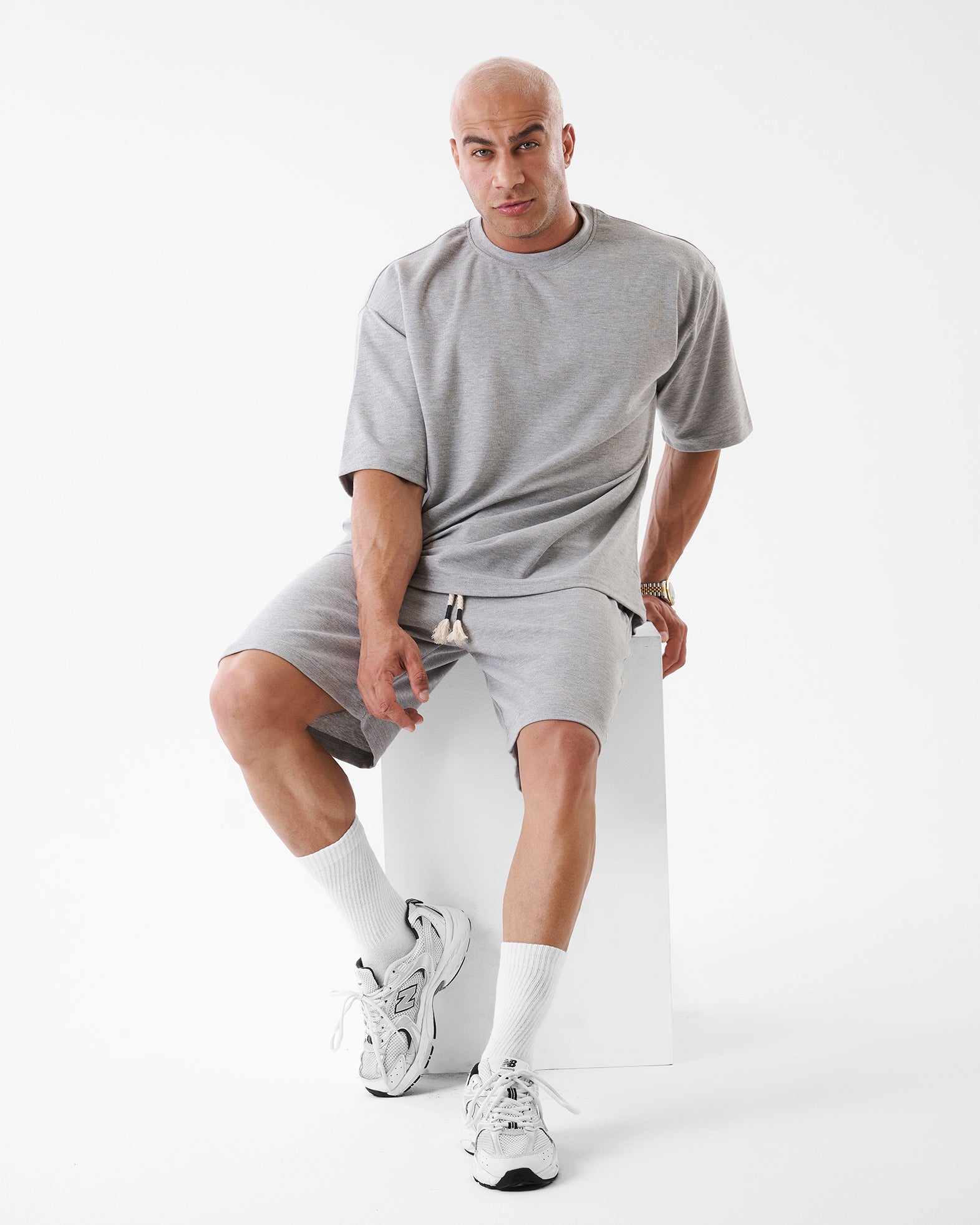 GRAY SET